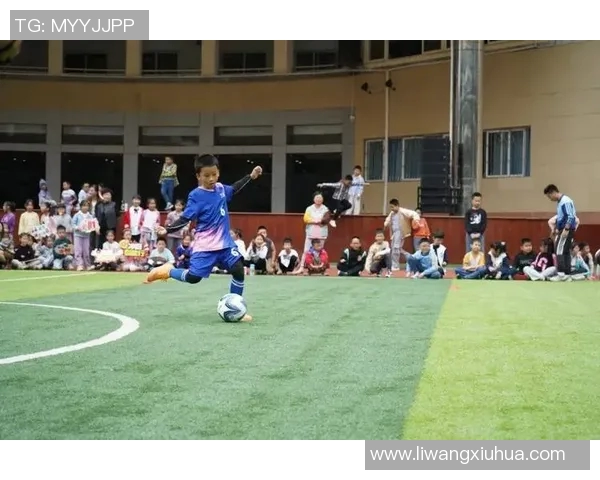 小2足球：培养孩子团队合作精神与运动技能的最佳选择