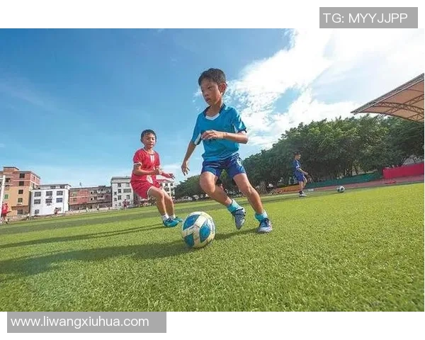 少儿泥浆足球：在泥泞中奔跑的快乐与成长之旅